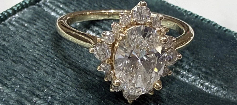 Engagement Ring Jewelry at Brillante & Co