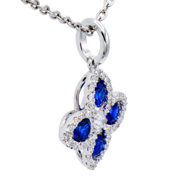 18K Blue Sapphire Pendant With Diamonds