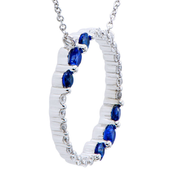 18K Blue Sapphire Necklace With Diamonds